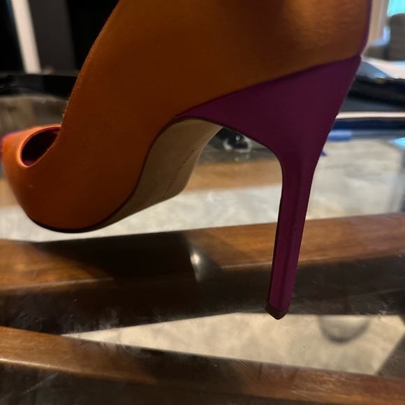 Manolo Blahnik Pink & Orange Pumps - Picture 9 of 13